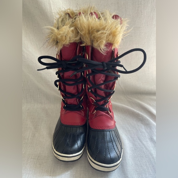 Womens Red Sorel Winter Boots with Faux Fur - Size 7 - Picture 2 of 12